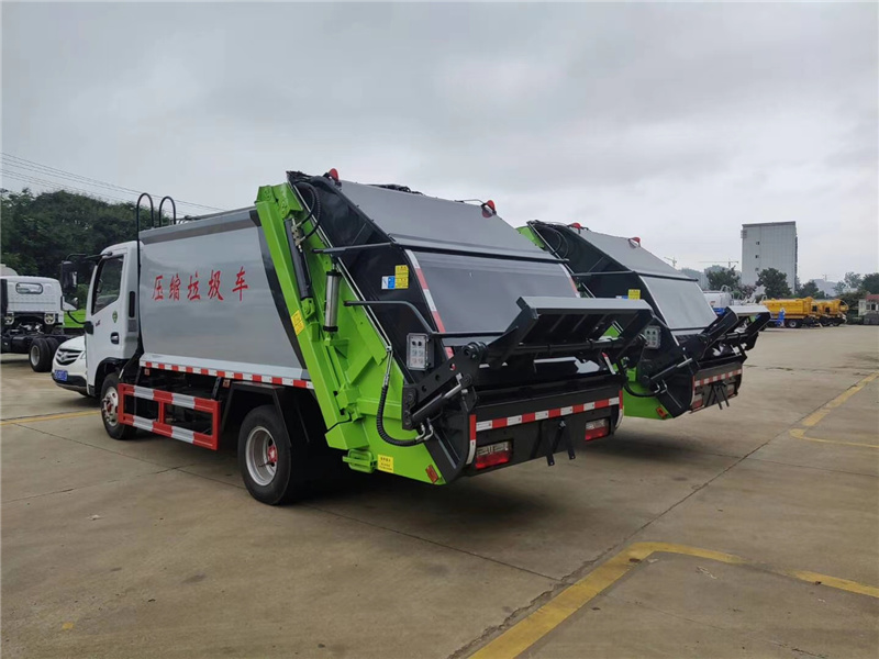 國(guó)六5方6方壓縮垃圾車